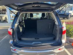 2018 Isuzu MU-X LS-T