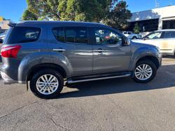 2018 Isuzu MU-X LS-T