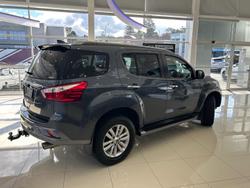 2018 Isuzu MU-X LS-T