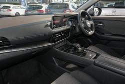 2024 Nissan X-TRAIL ST