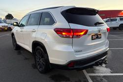 2019 Toyota Kluger Black Edition