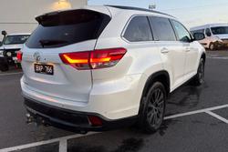 2019 Toyota Kluger Black Edition