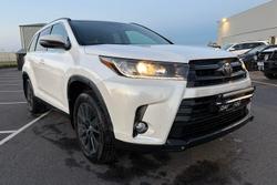 2019 Toyota Kluger Black Edition