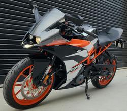 2016 KTM RC 390