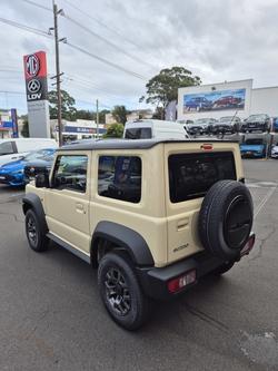 2025 Suzuki Jimny GLX