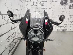 2026 Triumph Thruxton 400 Thruxton Black