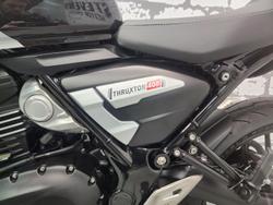2026 Triumph Thruxton 400 Thruxton Black