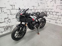 2026 Triumph Thruxton 400 Thruxton Black