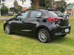 2022 Mazda 2 G15 GT