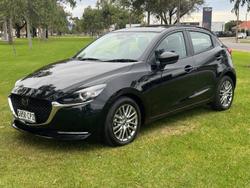 2022 Mazda 2 G15 GT