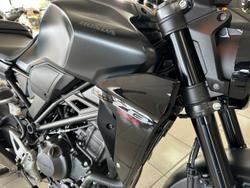 2024 Honda CB300R (CB300RA)