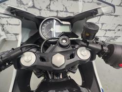 2026 Triumph Thruxton 400 Thruxton White