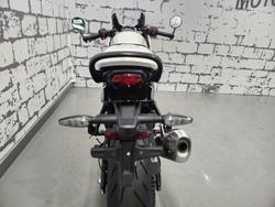 2026 Triumph Thruxton 400 Thruxton White