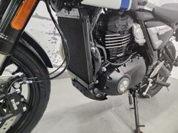 2026 Triumph Thruxton 400 Thruxton White