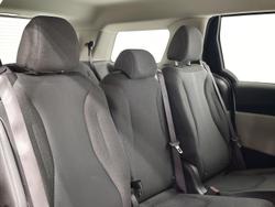 2023 Kia Carnival S