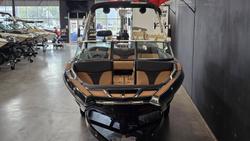 2019 MasterCraft XT22