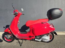 2021 Vespa Primavera 150 Red Primavera Red