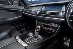 2012 BMW 5 Series 530d