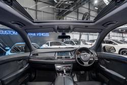 2012 BMW 5 Series 530d