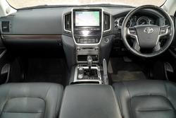 2018 Toyota Landcruiser VX