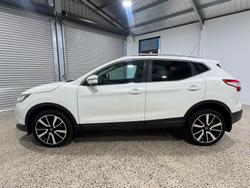 2016 Nissan QASHQAI Ti
