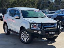 2017 Isuzu MU-X LS-U