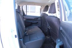 2024 Toyota Hilux SR