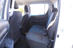 2024 Toyota Hilux SR