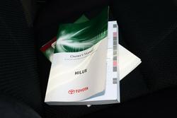 2014 Toyota Hilux SR
