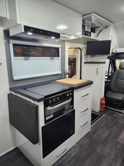 2026 Paradise MotorHomes SPARK DELUXE (AWD) IMMEDIATE DELIVERY