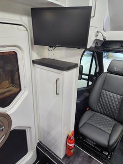 2026 Paradise MotorHomes SPARK DELUXE (AWD) IMMEDIATE DELIVERY