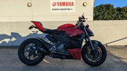 Ducati Streetfighter V2