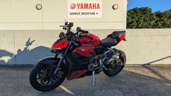 2023 DUCATI STREETFIGHTER V2 Red