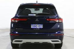 2022 Mitsubishi Outlander LS