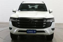 2025 Toyota Landcruiser GXL