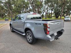 2025 Isuzu D-MAX LS-U+