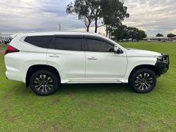 2022 Mitsubishi Pajero Sport GLS