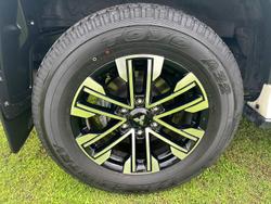 2022 Mitsubishi Pajero Sport GLS