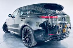 2023 Land Rover Range Rover Sport D350 Dynamic HSE