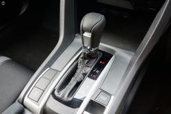 2018 Honda Civic VTi-S