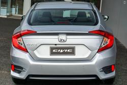 2018 Honda Civic VTi-S