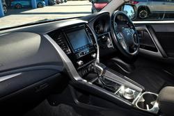 2021 Mitsubishi Pajero Sport GLS