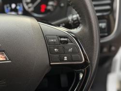 2020 Mitsubishi Outlander LS