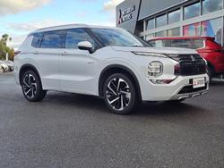 2024 Mitsubishi Outlander PHEV Exceed