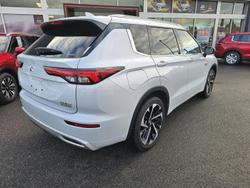 2024 Mitsubishi Outlander PHEV Exceed