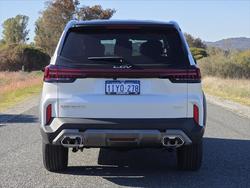 2025 LDV D90 Executive