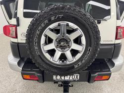 2016 Toyota FJ Cruiser GSJ15R MY14 4X4 Dual Range French Vanilla
