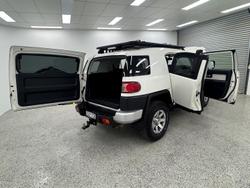 2016 Toyota FJ Cruiser GSJ15R MY14 4X4 Dual Range French Vanilla