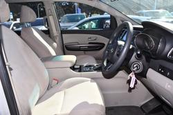 2019 Kia Carnival S