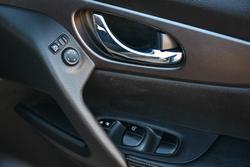 2016 Nissan X-TRAIL ST